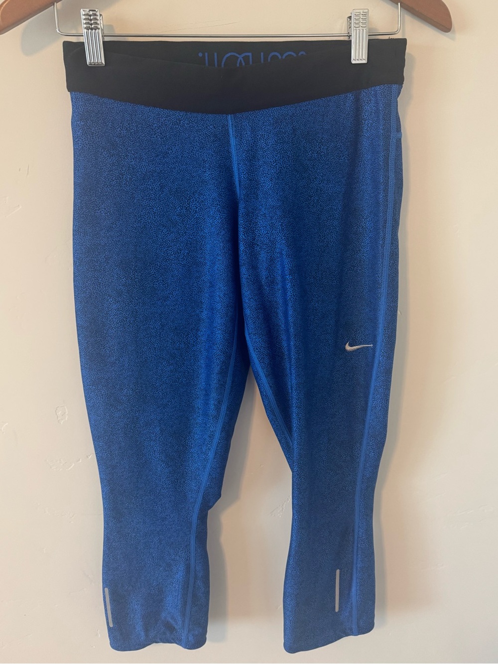 Nike women’s Blue and Black Capri Leggings